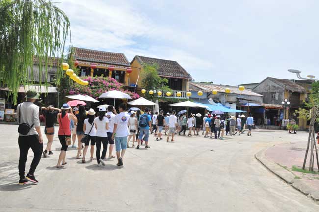 Delegates of Vietnam Summer Camp 2015 visit Hoi An ancient town and My Son Holly Land